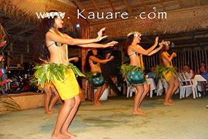 cook islands dance and island feast